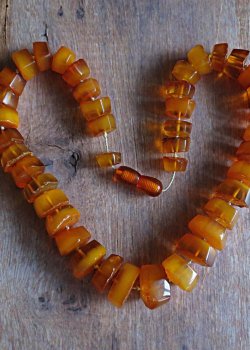 antique amber 34534634