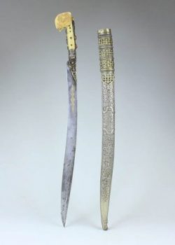 antique weapons 23452342